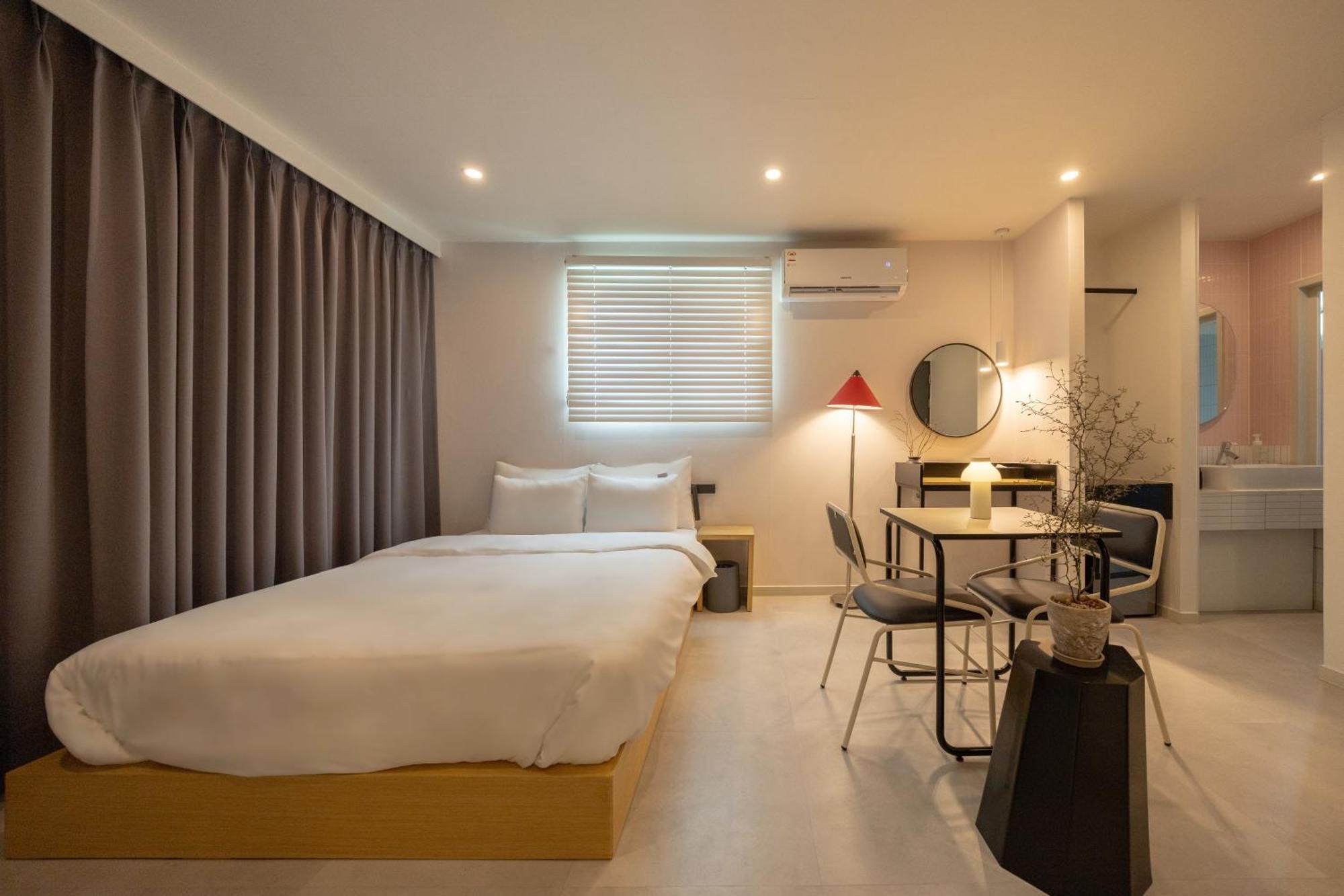 Object Aank Hotel Gumi Esterno foto